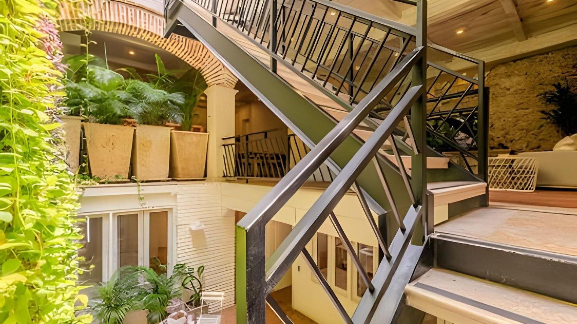 Casa De 5 Hab En La Ciudad Amurallada Con Piscina Holiday home