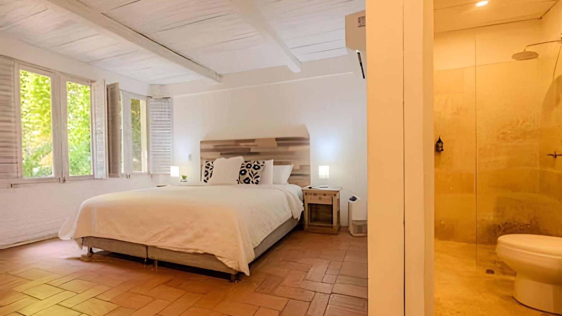 Casa De 5 Hab En La Ciudad Amurallada Con Piscina Holiday home