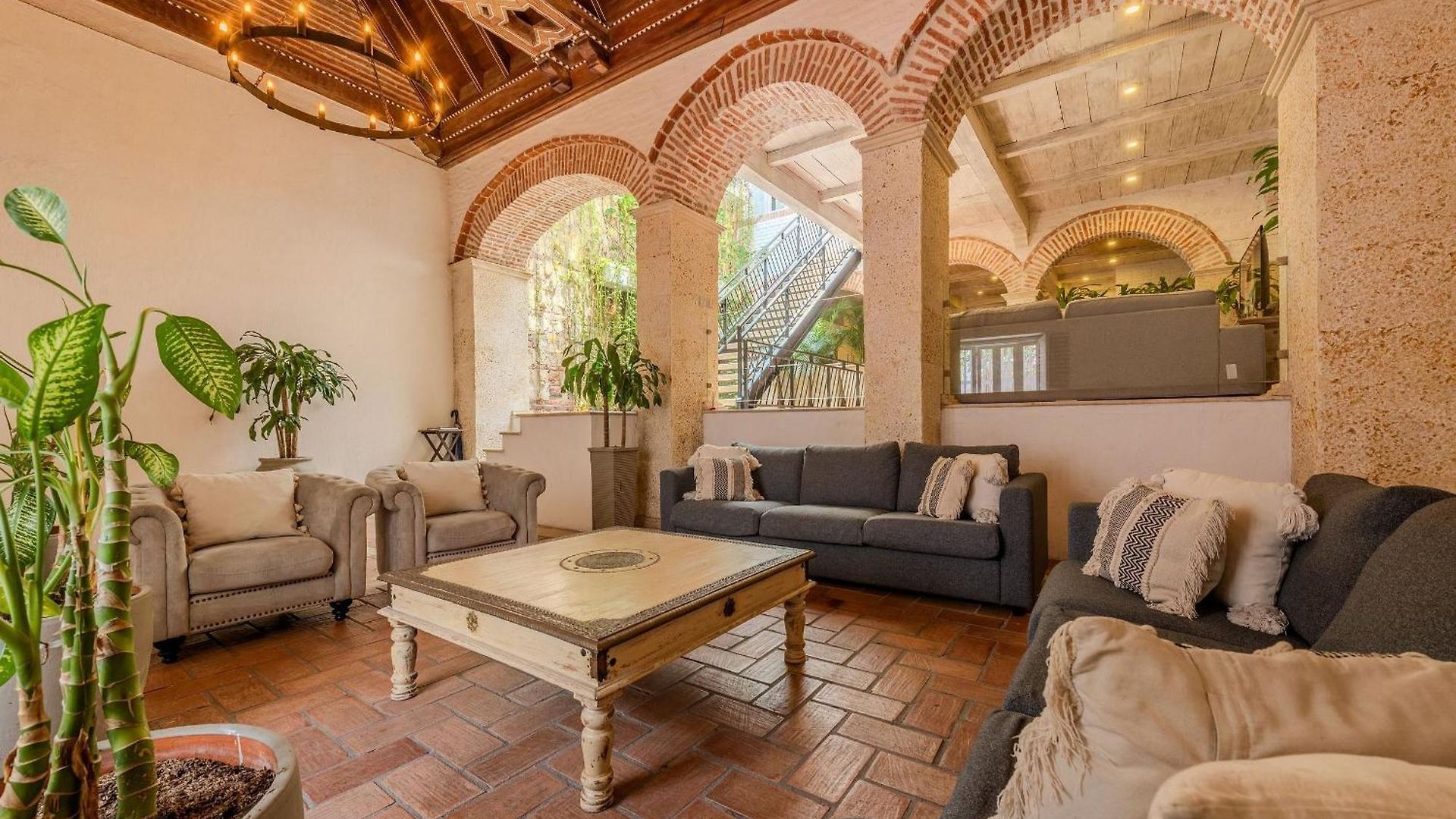 Casa De 5 Hab En La Ciudad Amurallada Con Piscina Cartagena