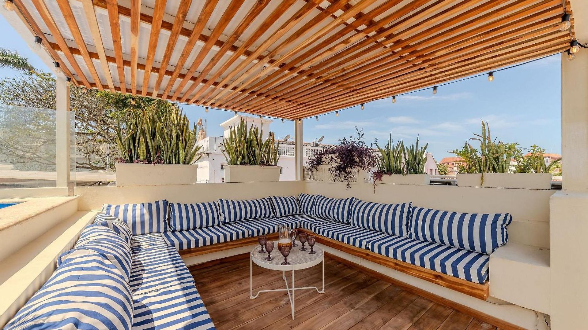 Casa De 5 Hab En La Ciudad Amurallada Con Piscina Holiday home