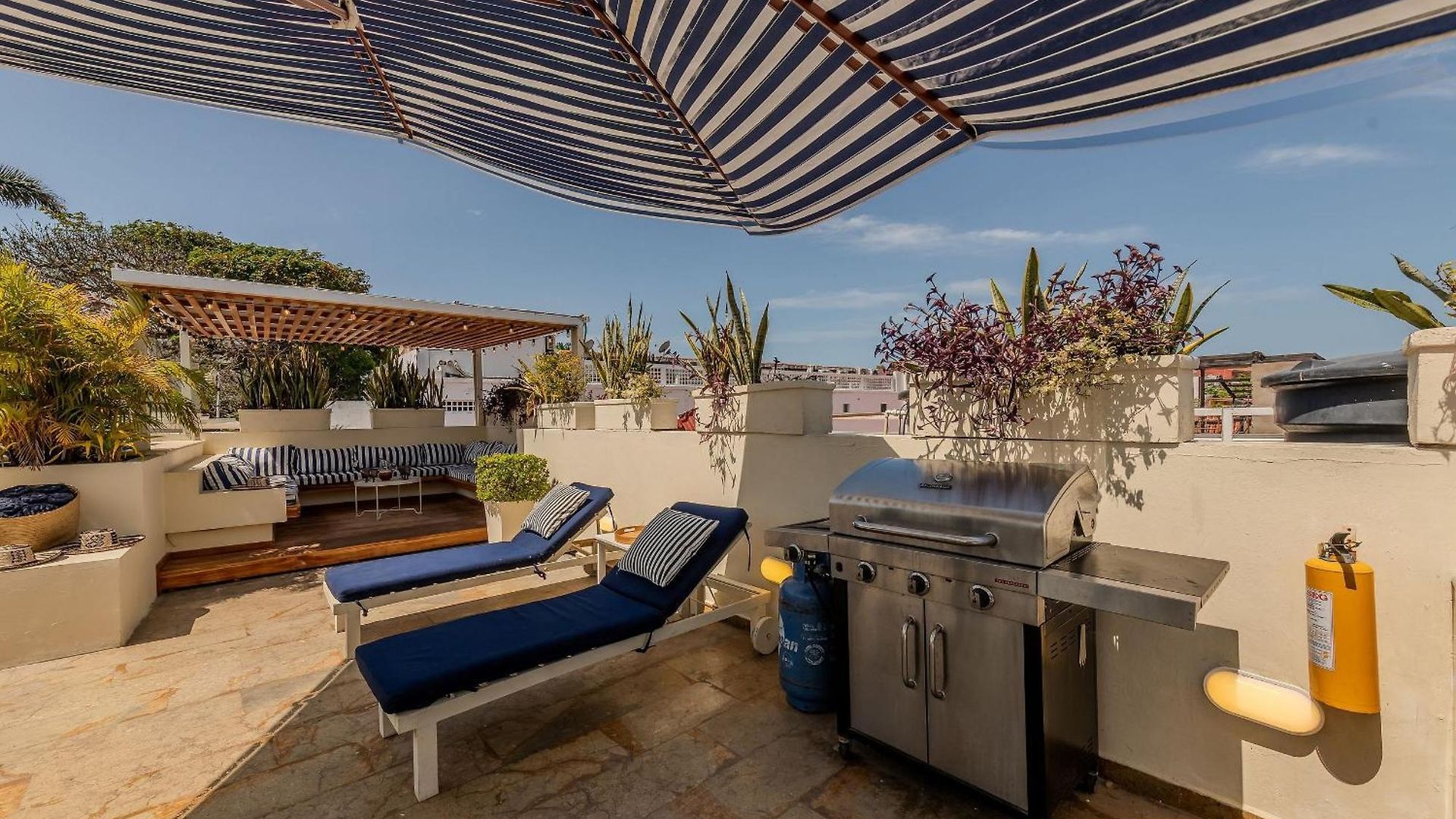 Casa De 5 Hab En La Ciudad Amurallada Con Piscina Holiday home *