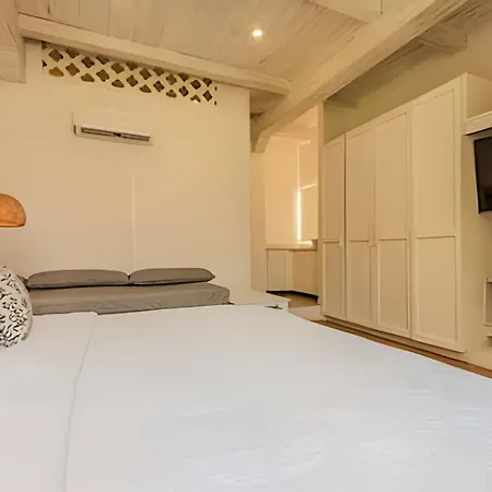 Casa De 5 Hab En La Ciudad Amurallada Con Piscina * Cartagena