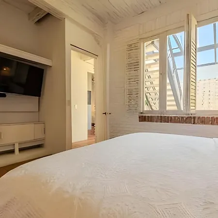 Сasa de vacaciones Casa De 5 Hab En La Ciudad Amurallada Con Piscina *