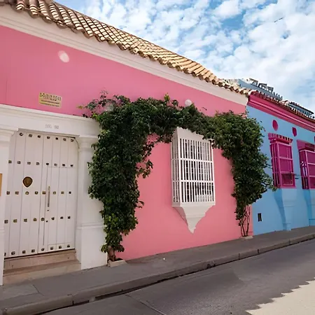 Сasa de vacaciones Casa De 5 Hab En La Ciudad Amurallada Con Piscina Cartagena