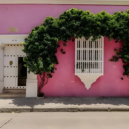 Casa De 5 Hab En La Ciudad Amurallada Con Piscina Сasa de vacaciones Cartagena