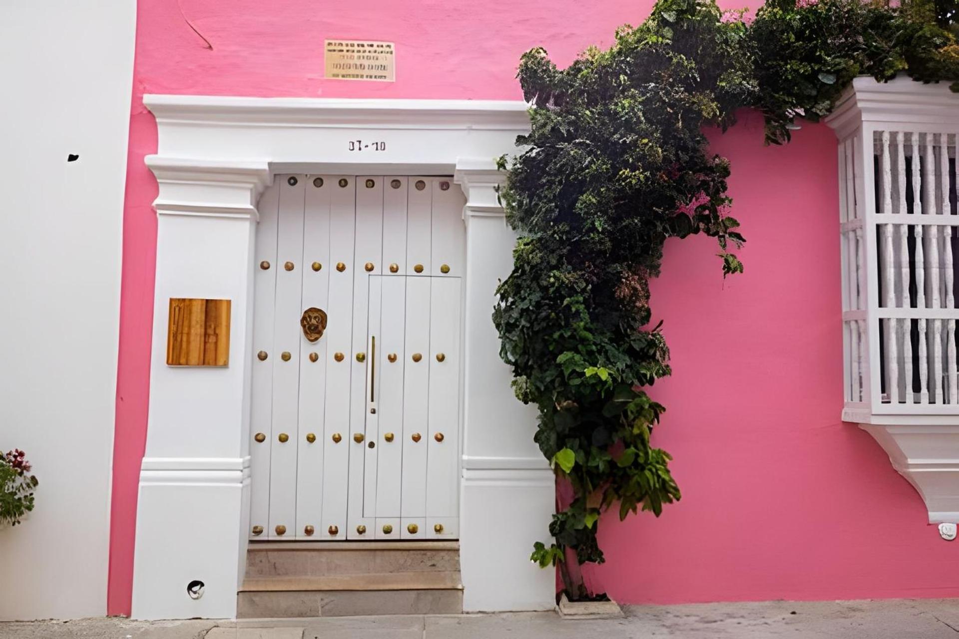 Casa De 5 Hab En La Ciudad Amurallada Con Piscina