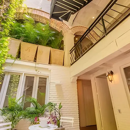 Casa De 5 Hab En La Ciudad Amurallada Con Piscina Holiday home