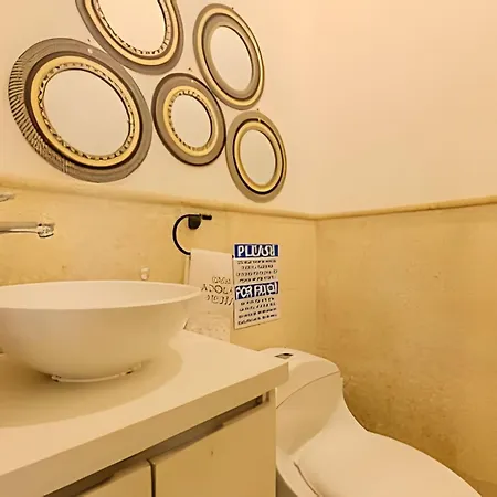 Casa De 5 Hab En La Ciudad Amurallada Con Piscina * Cartagena