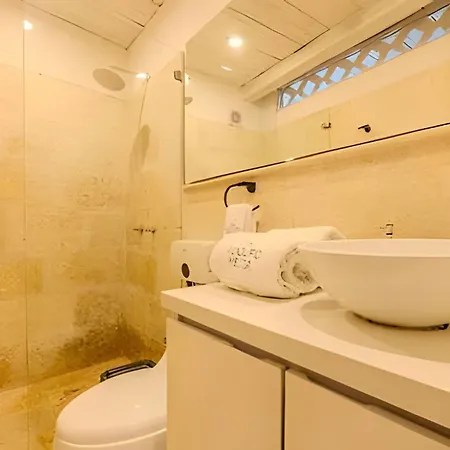 Holiday home Casa De 5 Hab En La Ciudad Amurallada Con Piscina *
