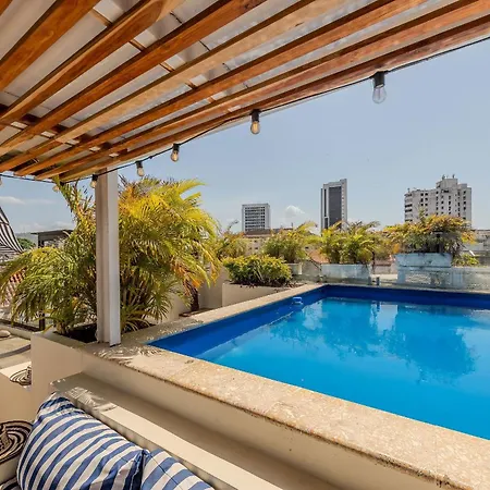 Casa De 5 Hab En La Ciudad Amurallada Con Piscina Holiday home